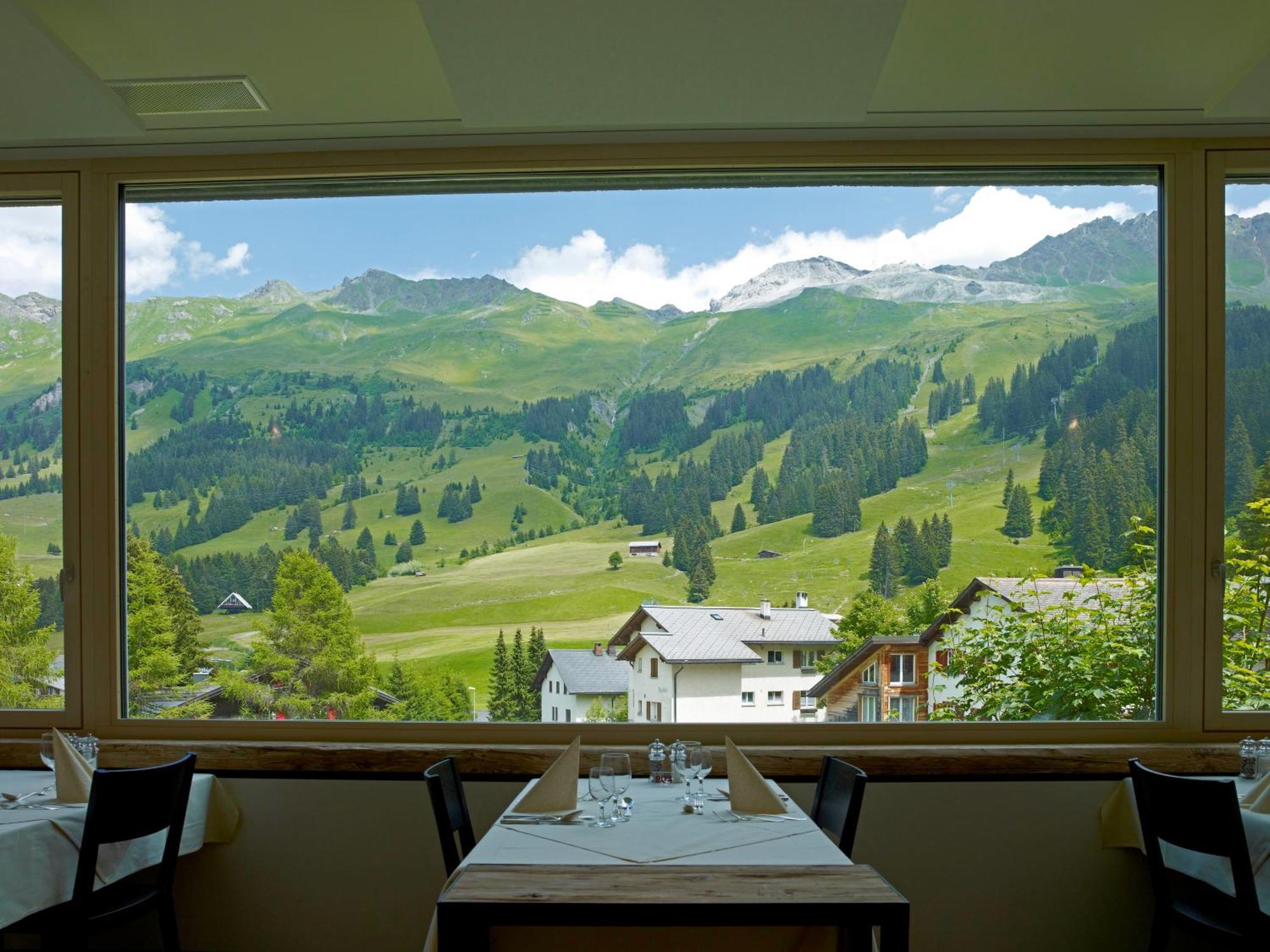 Hotel Alpina Parpan Esterno foto